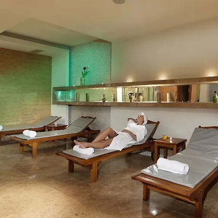 Hotel Grand 4*