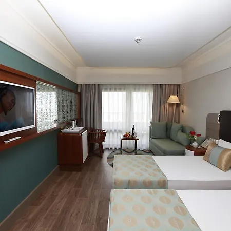 Hotel Grand 4*